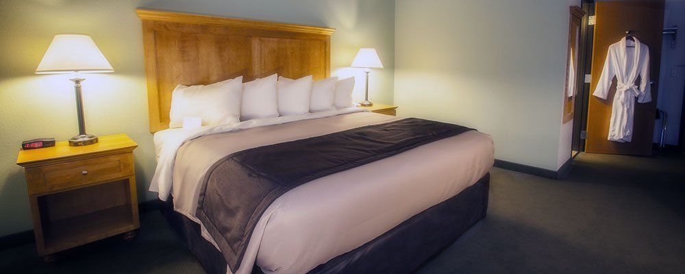 Junction Inn Suites & Conference Center Babbitt Экстерьер фото